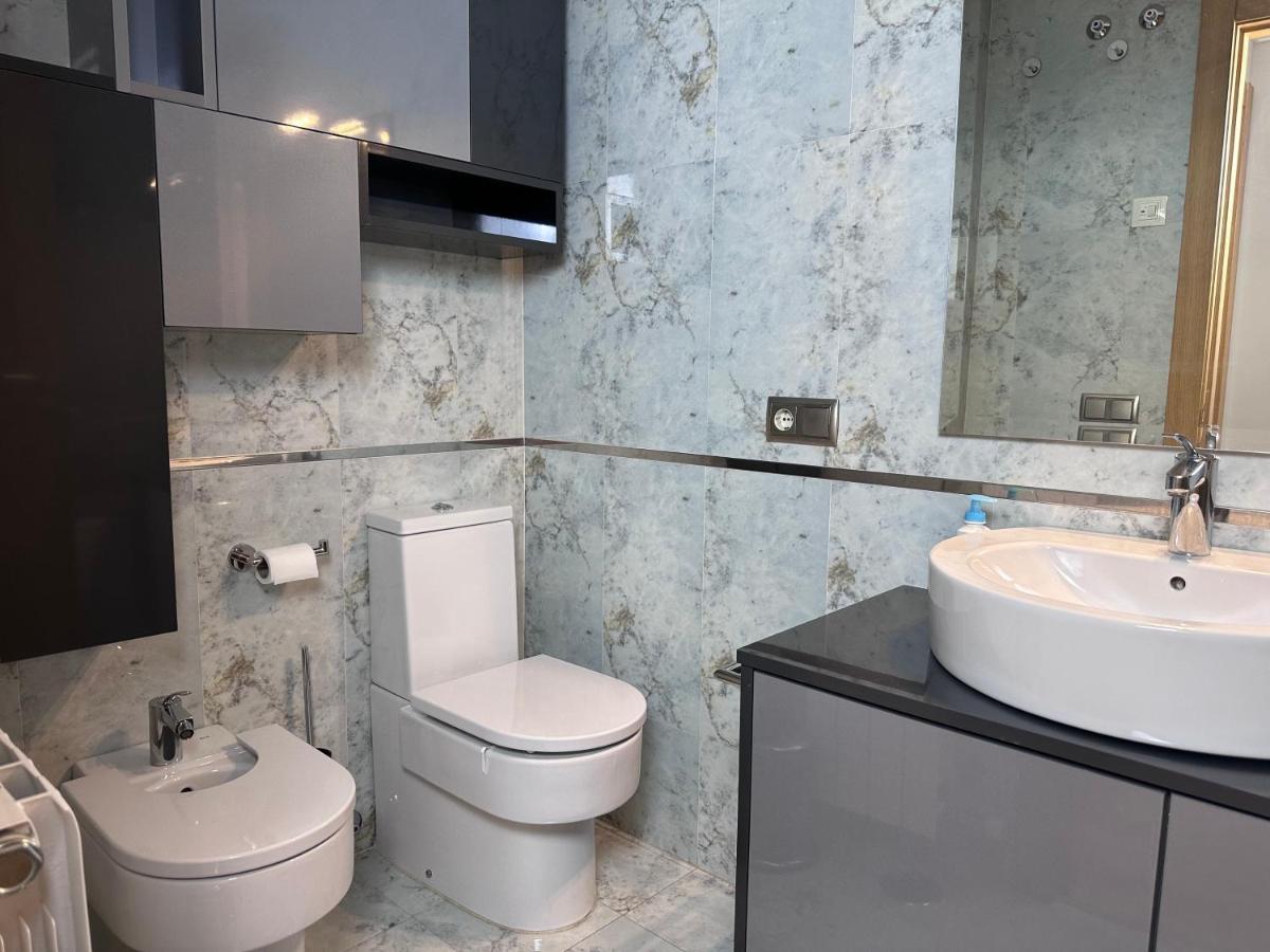 Apartamento Gran Via - Parking Gratis Salamanca Eksteriør bilde