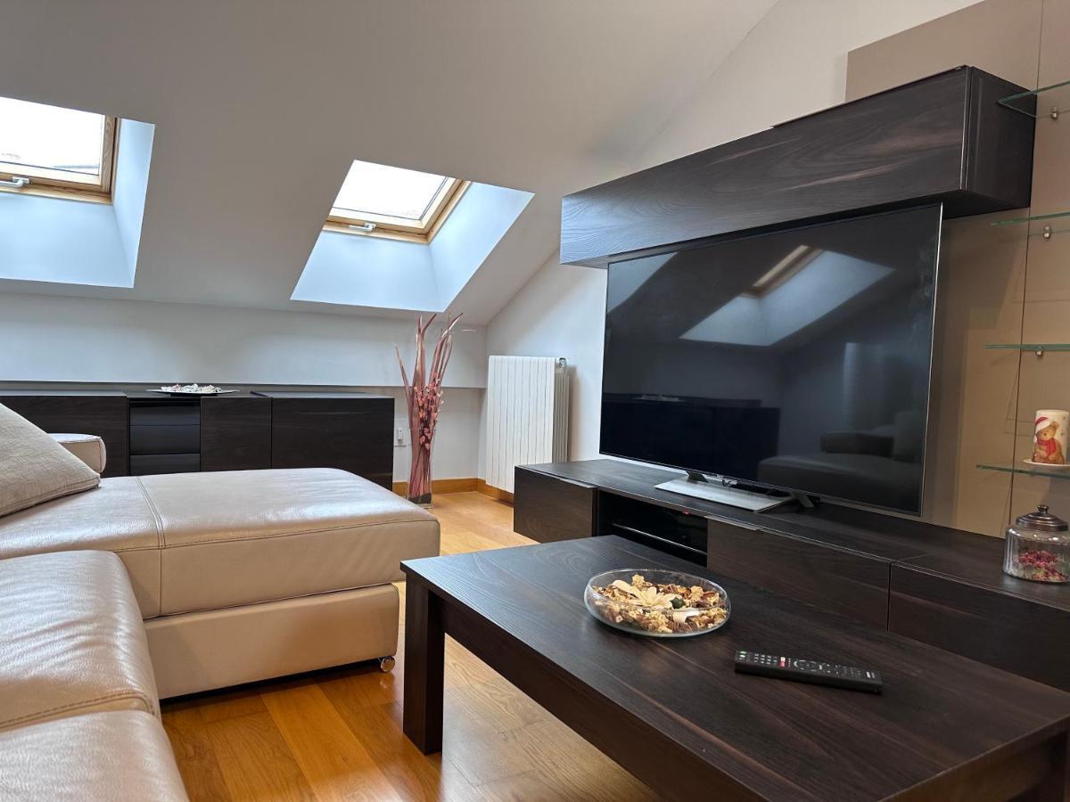 Apartamento Gran Via - Parking Gratis Salamanca Eksteriør bilde